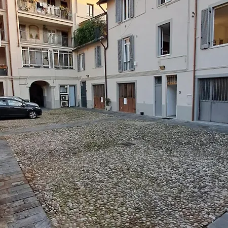 Apartment Vivi House *